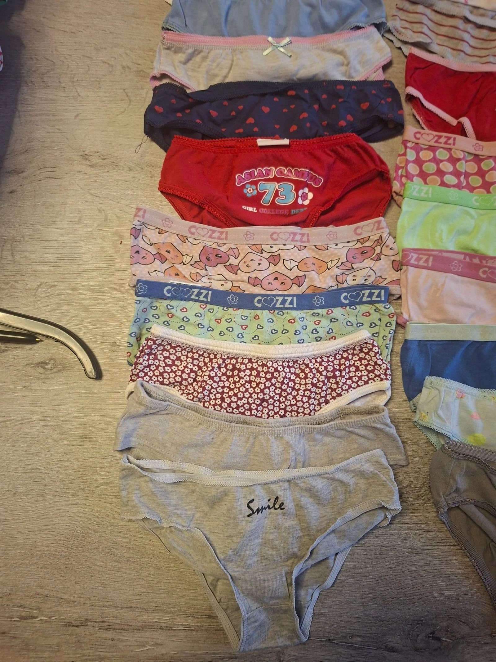 ☹F3-55☹Lot of 21 girls' panties - Size 6/8 years | Good condition & varied colors☹ – photo 4